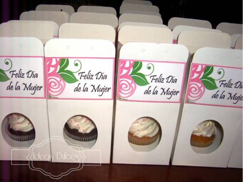 Cupcakes para el Dia de la Mujer de Cerámicas San Lorenzo